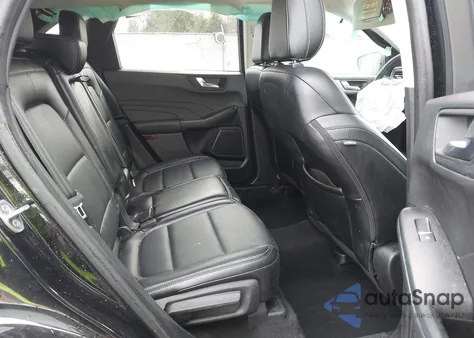 2022 Ford Escape Sel z USA, uszkodzony, nr VIN 1FMCU0H60NUB88900